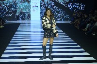 Shriya Saran graces Hyderabad Times Fashion Week
